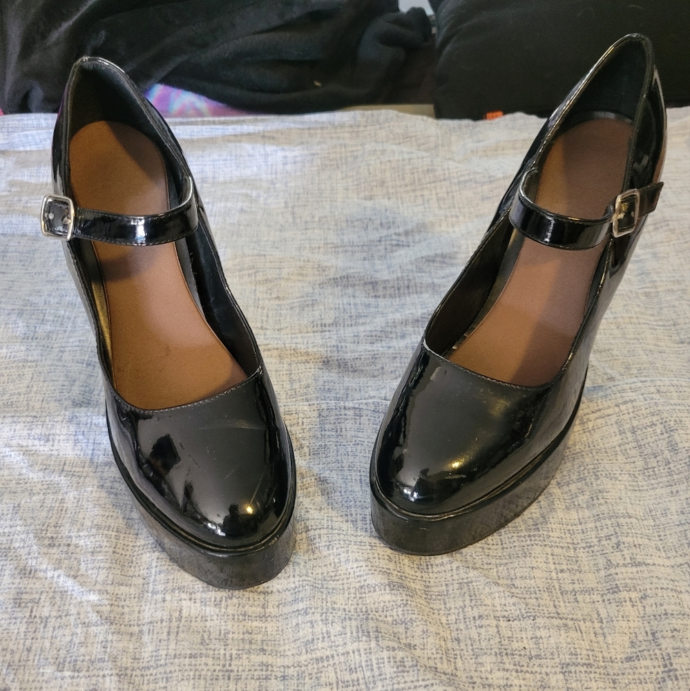 Vinyl Mary Jane's, Chunky 5 In Heels Size 9